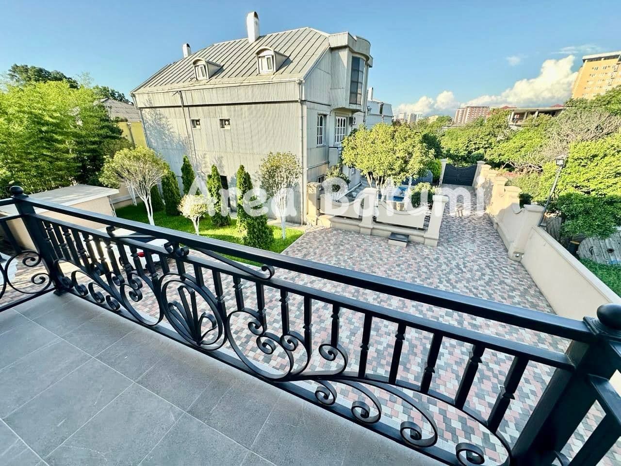 სახლი, 115 м² — ქ. გ. ლორტკიპანიდზე 94
