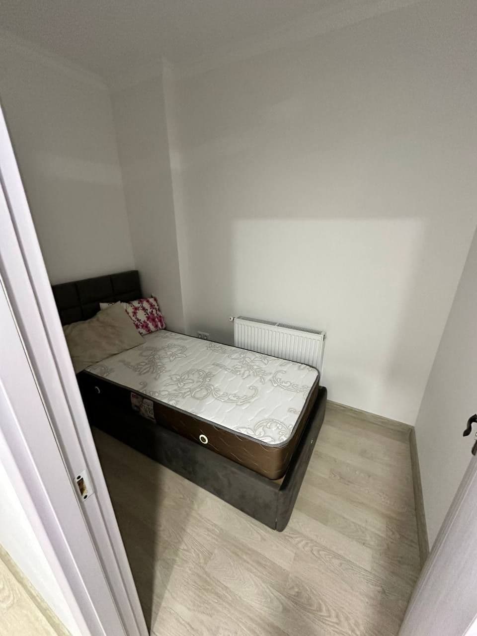 ბინა, 50 м² — ქ. ზგვისპირის 4